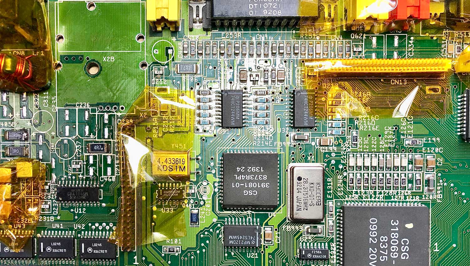 Kit Condensatori SMD Kerkos/Elkos Per Amiga 4000 D - Ricambio Elettrolitico